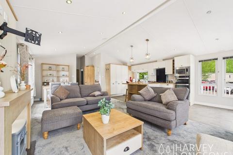 2 bedroom park home for sale, Coghurst Hall Holiday Park