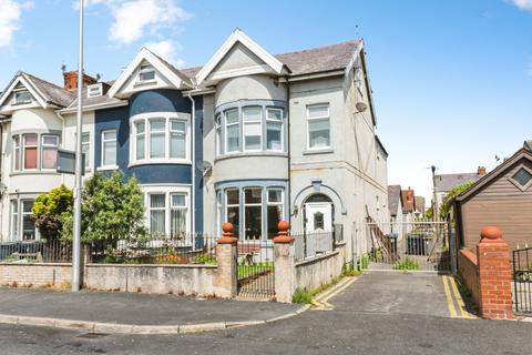 End of terrace house - Shaftesbury Avenue, Blackpool, FY2