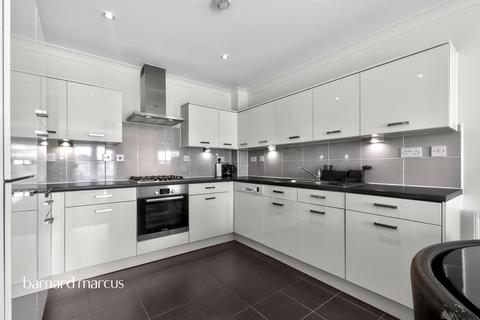 2 bedroom flat for sale, Kingston Road, Epsom