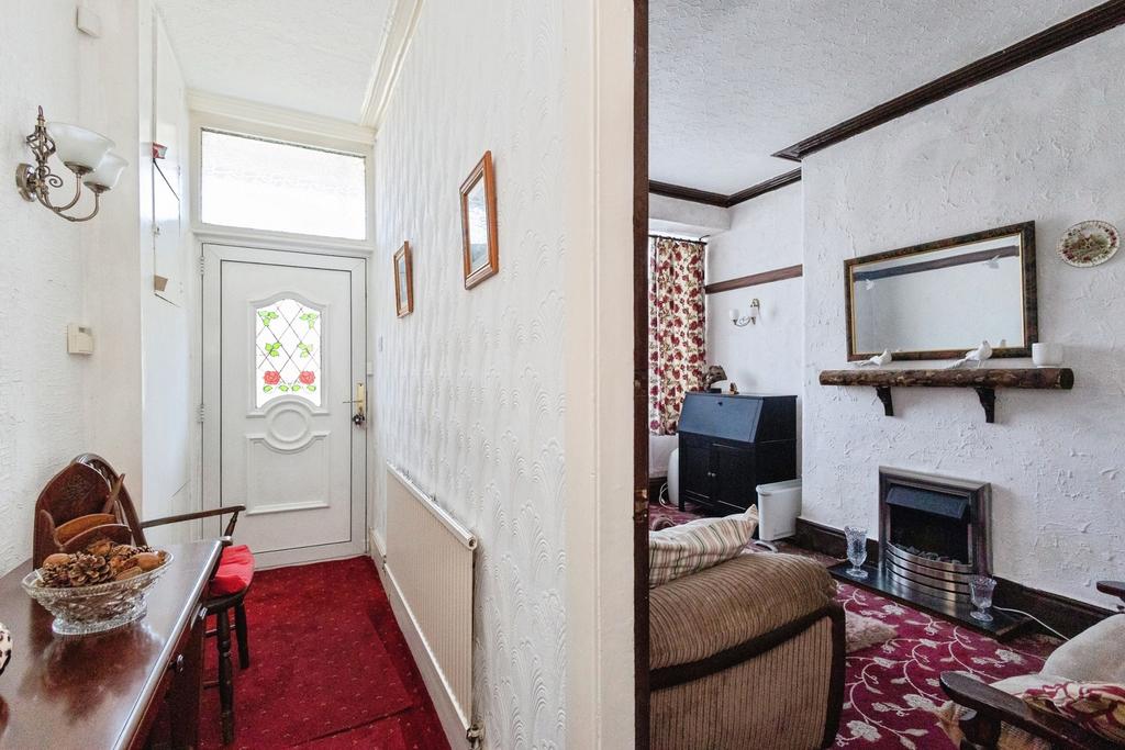 House in Tameside, Greater Manchester - View 2