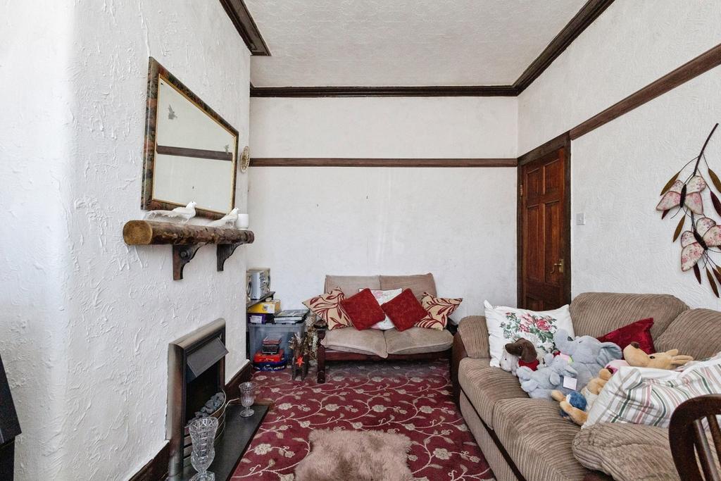 House in Tameside, Greater Manchester - View 3