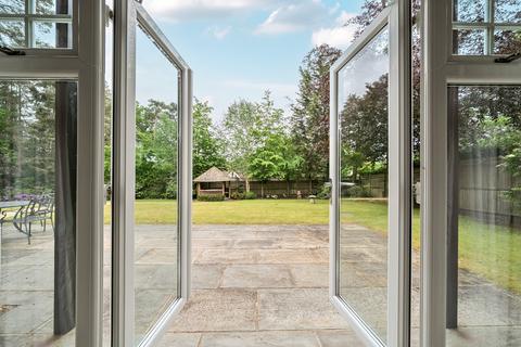5 bedroom detached house for sale, Parklands Close, Lower Bourne, Farnham, GU9