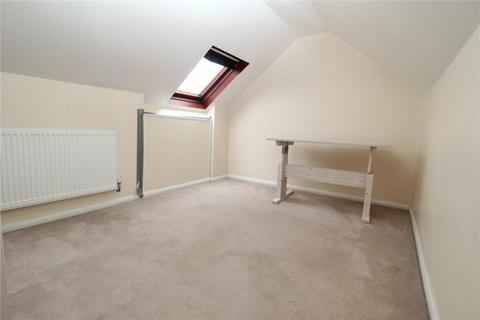 3 bedroom terraced house for sale, Tern Gardens, Upminster, RM14