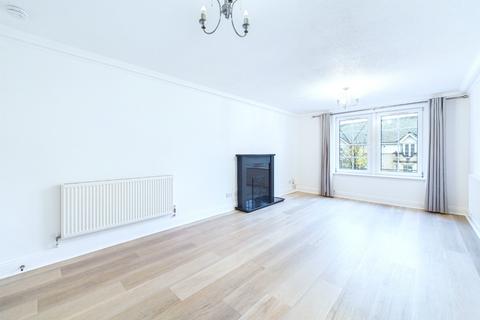 3 bedroom apartment to rent, Powderhall Rigg, Powderhall, Edinburgh, EH7