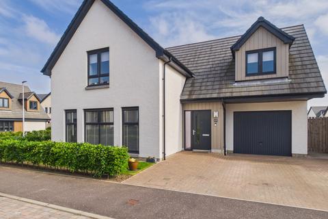 Detached house - 17 Strathgray Road, Dundee, Angus, DD2