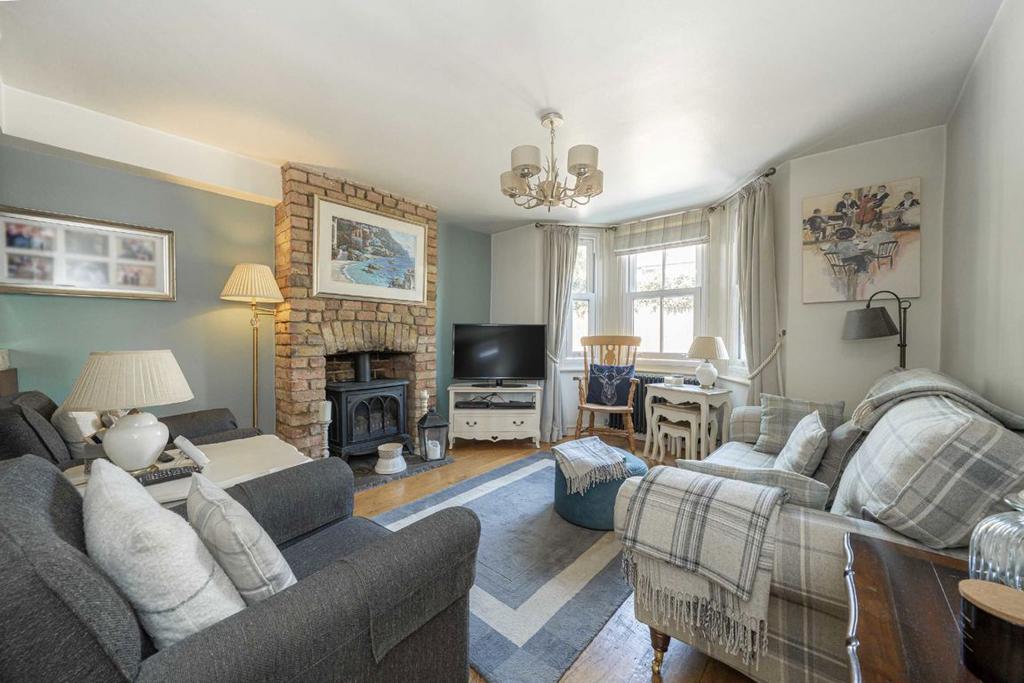 Living room, fireplace