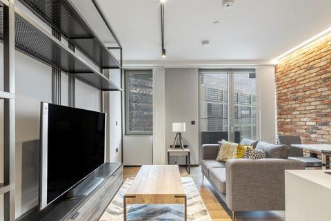 Studio to rent, Hewett Street, London EC2A