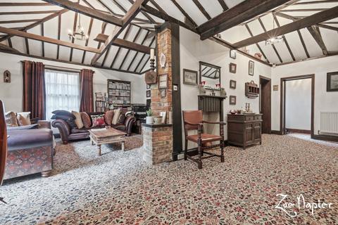 3 bedroom detached bungalow for sale, Writtle
