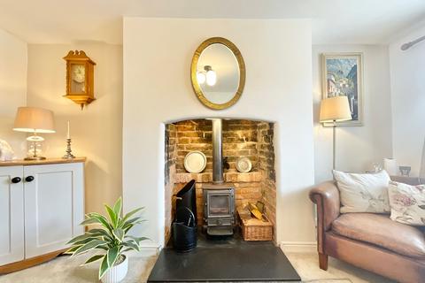 3 bedroom cottage for sale, Cheshire Street, Audlem, CW3