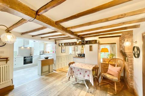 3 bedroom cottage for sale, Cheshire Street, Audlem, CW3