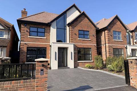 6 bedroom detached house for sale, Flambard Road,Harrow,HA1 2NA