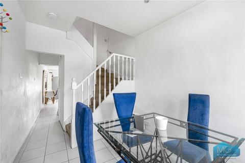 3 bedroom end of terrace house for sale, Healey Street, London, NW1