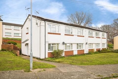 2 bedroom flat for sale, Derwent Crescent, Wrexham, LL12