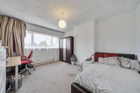 3 bedroom semi-detached house for sale, Headstone Lane, Harrow