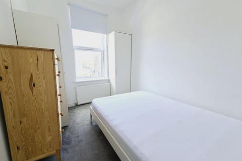 2 bedroom flat to rent, 663B Holloway Road, Archway