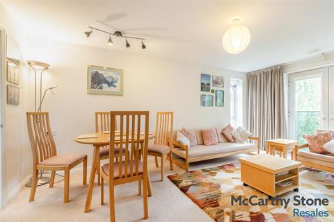 2 bedroom apartment for sale, Cosgrove Hall Court, 8 Albany Road, Cholton-cum-Hardy