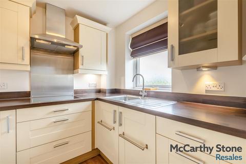 2 bedroom apartment for sale, Cosgrove Hall Court, 8 Albany Road, Cholton-cum-Hardy