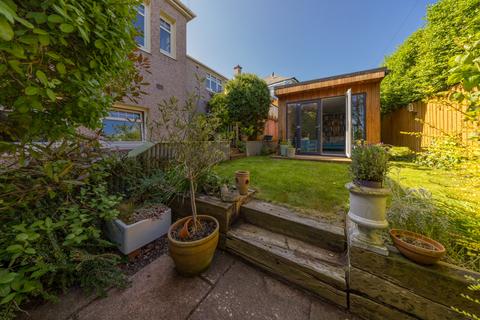 4 bedroom detached bungalow for sale, Edinburgh EH13