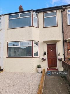 1 bedroom in a house share to rent, Nightingale Road, London, N9