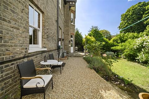 3 bedroom apartment for sale, Sheen Road, Richmond, TW10