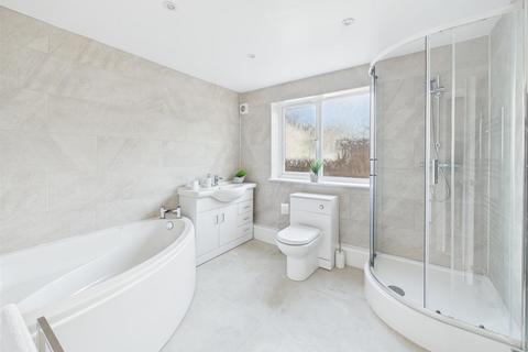 4 bedroom detached house for sale, Crown Road, Kenfig Hill CF33