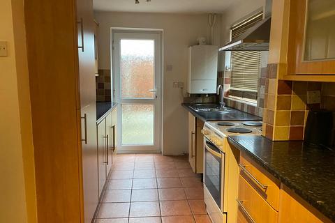 3 bedroom house to rent, Ringwood Close, Bedford, MK42