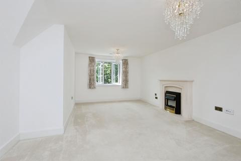 2 bedroom apartment for sale, London Road, Hailsham