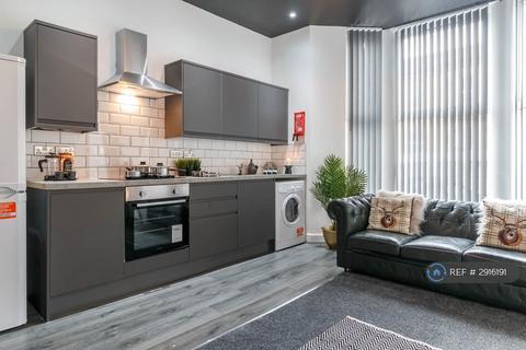 3 bedroom flat to rent, Lorne Street, Liverpool, L7