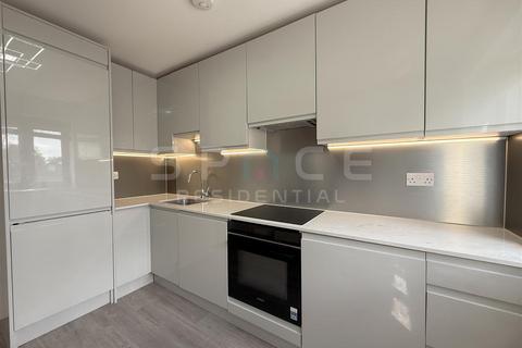 2 bedroom duplex for sale, Modern 2 Bedroom flat on Hale Lane NW7