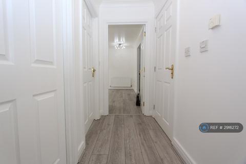 2 bedroom flat to rent, Seaton Square, London, NW7