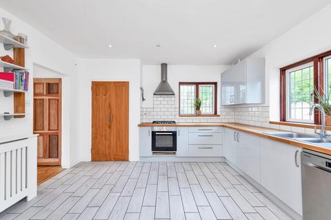 3 bedroom detached house for sale, Eastfield Road, Royston SG8