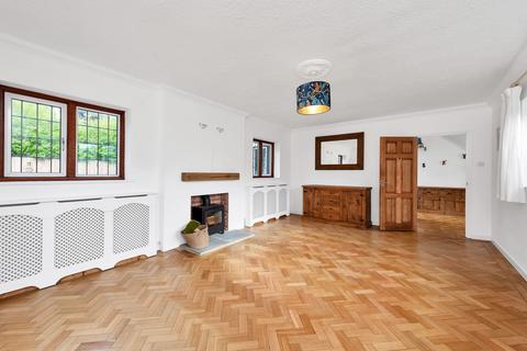 3 bedroom detached house for sale, Eastfield Road, Royston SG8