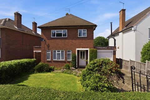 3 bedroom detached house for sale, Amery Close, Worcester WR5