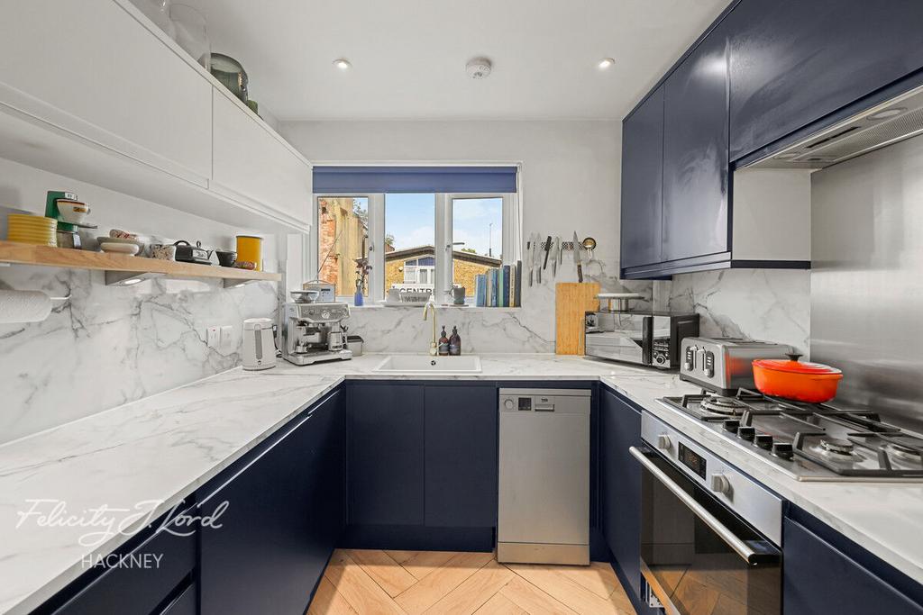 Queensbridge Road, London E2 - View 6