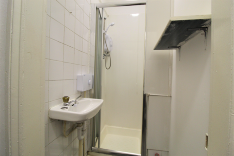 1 bedroom apartment to rent, Wellington Road South,