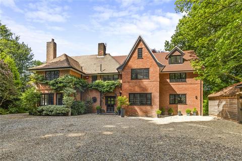 5 bedroom detached house for sale, Square Drive, Haslemere, West Sussex, GU27