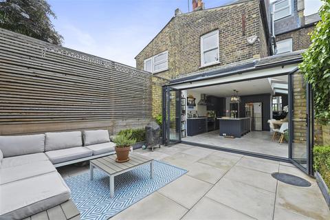 4 bedroom house for sale, Hadyn Park Road, London W12