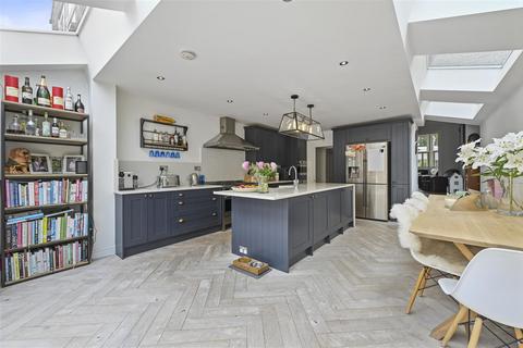 4 bedroom house for sale, Hadyn Park Road, London W12