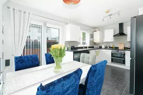 2 bedroom terraced house for sale - Vista 5