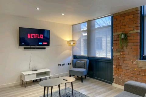 2 bedroom flat to rent, Conditioning House Bradford BD1