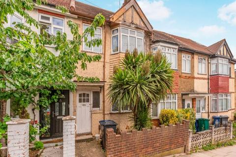 Long Lane, London, N3