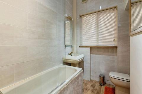 3 bedroom terraced house for sale, Long Lane, London, N3