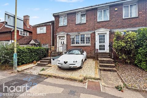 3 bedroom end of terrace house for sale, London Road, Marlborough