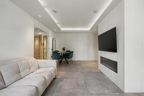 1 bedroom flat for sale, Prince Arthur Road, Hampstead, NW3