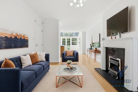 3 bedroom end of terrace house for sale, Beaulieu Park CM1