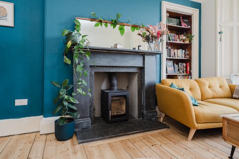 3 bedroom flat for sale, 66/2 Willowbrae Road, Willowbrae, Edinburgh, EH8 7HA