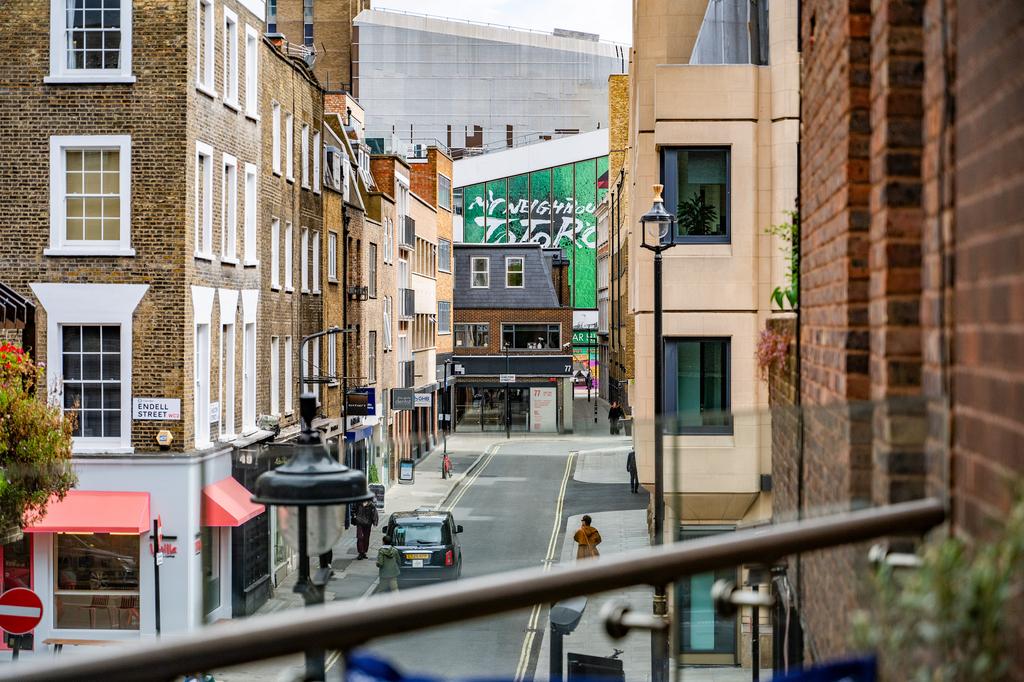 Shelton Street 21