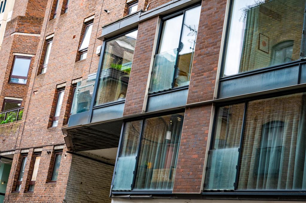 Shelton Street 23