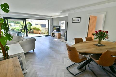 4 bedroom semi-detached house for sale, Pardys Hill, Corfe Mullen, BH21 3HW