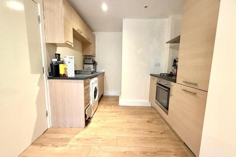 2 bedroom house to rent, Spring Place, Barking IG11